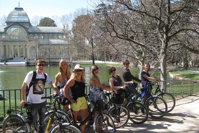 City Bike Rental With Phone Holder and Self Guided Tour - Overview and Benefits