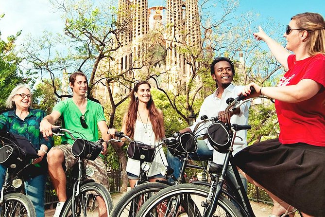 City Center Bike Tour in Barcelona - Tour Details