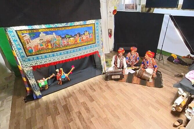 City Day Tour With Guide and Photographer - Who Is This Tour Best For?