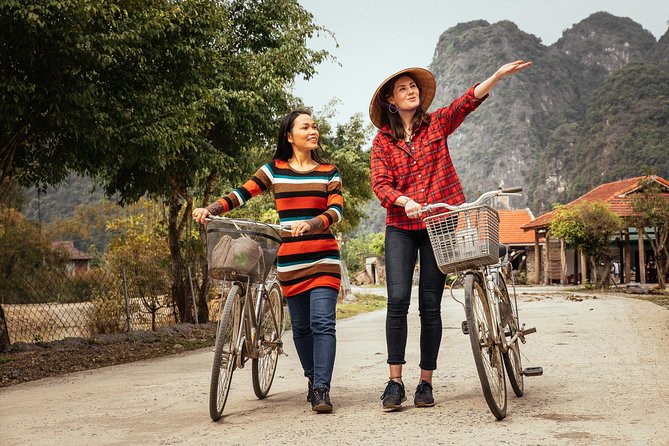 City Escape: Hoa Lu & Tam Coc Private Day Trip - Lunch With a Local Family