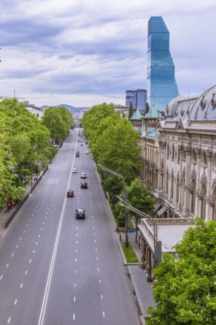 City Explorer Combo: Guided Walking Tour + Open Bus Tour” - The Sum Up