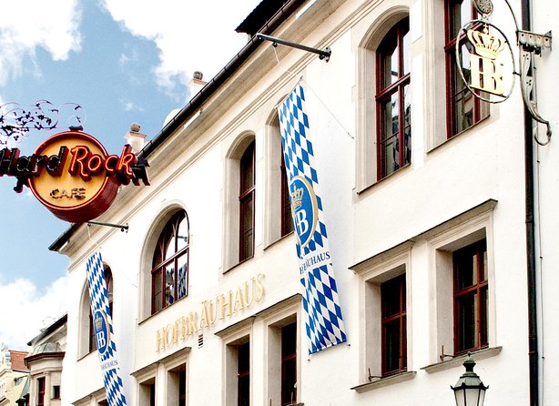 City Game Scavenger Hunt Munich - Independent City Tour I Discovery Tour - Common Questions