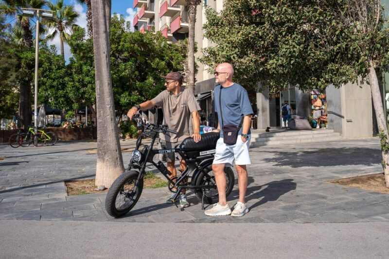 City Highlight Tour on a Luxury (electrical) Fatbike - Good To Know