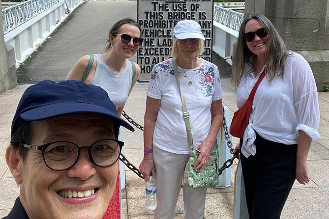 City Highlights Tour: Singapore River & Marina Bay - Common Questions