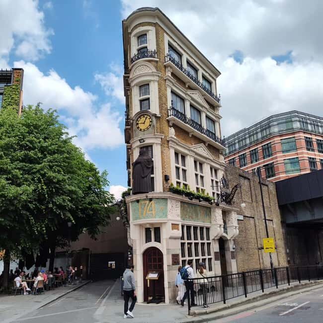 City of London: Historic Pub Walking Tour - Good To Know