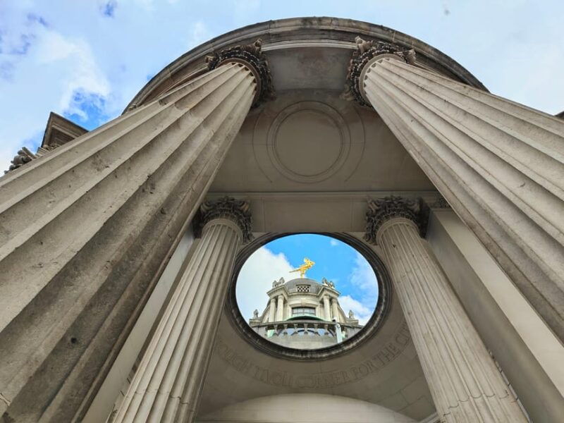 City of London Historical Walking Tour - The City’s Rebellion and Foundations of Democracy