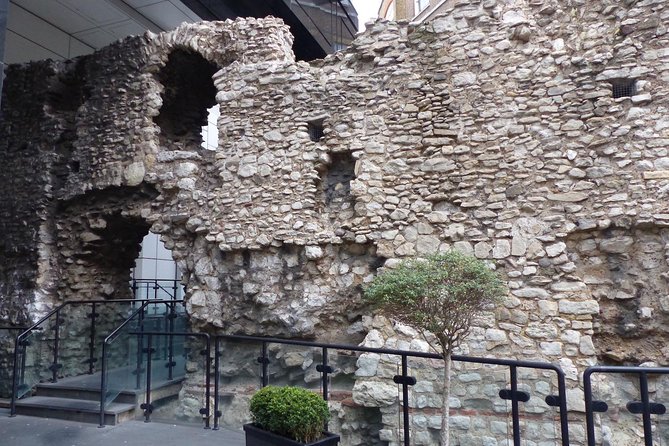 City of London: Tales and Legends of the Historic Center - Cultural Heritage