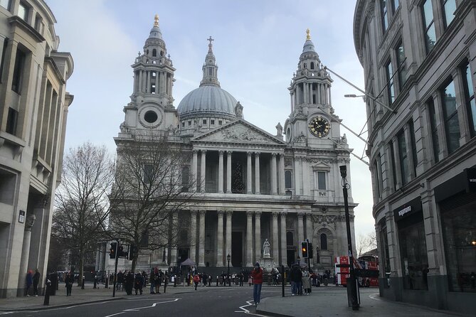 City of London Walking Tour - Famous Monuments