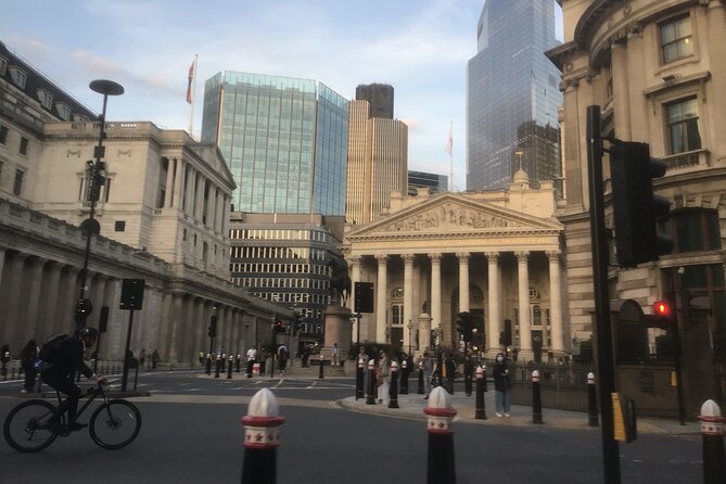 City of London Walking Tour - Architectural Marvels