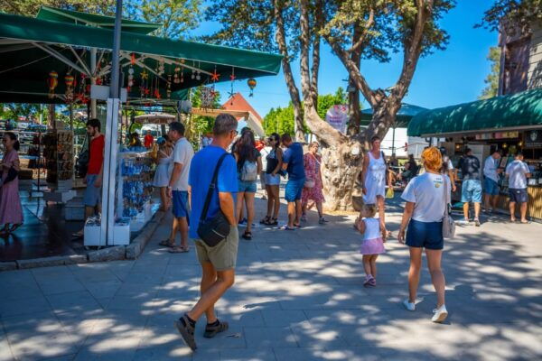City of Side: Manavgat River Boat & Market Tour W/ Transfer - Frequently Asked Questions