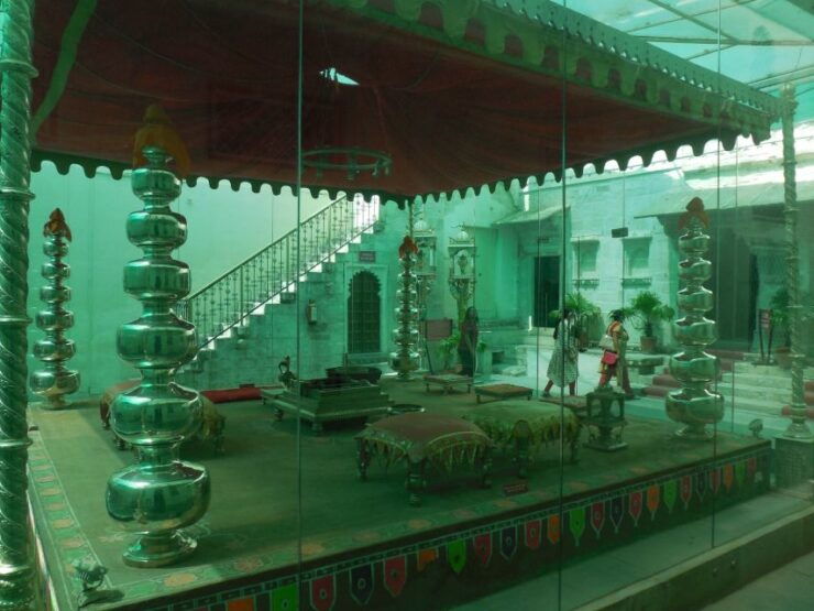 City Palace: Vintage Car Museum & Crystal Gallery Half-Day - Pricing Details