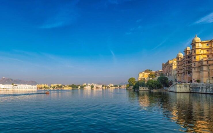 City Palace: Vintage Car Museum & Crystal Gallery Half-Day - Duration and Cancellation Policy