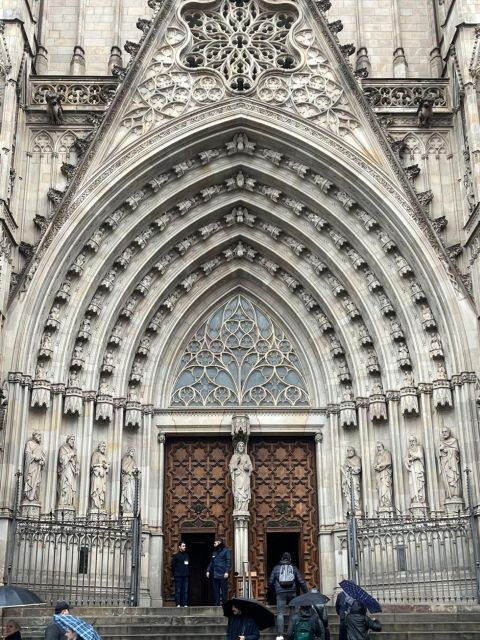 City Quest Barcelona: Discover the Secrets of the City! - Additional Services