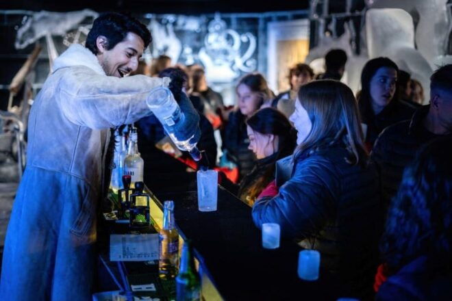 City Sightseeing Berlin: HOHO Bus - All Lines (A+B) & Icebar - Icebar Information