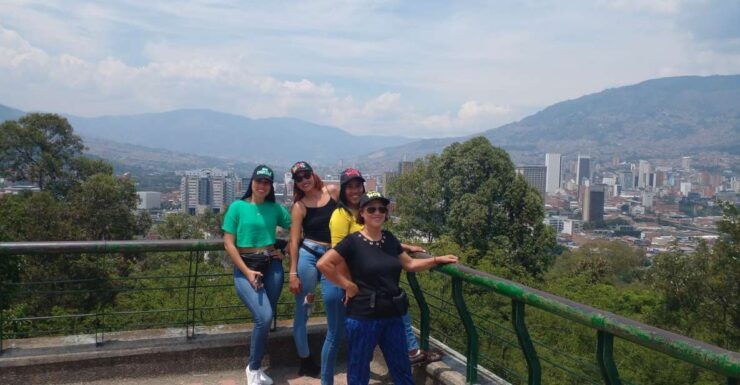 City Tour and Comuna 13 Medellin With Metro Cable - Customer Reviews and Recommendations