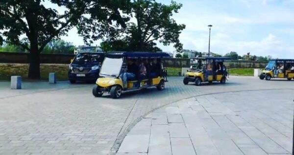 City Tour Cracow , Golf Car . Private Full Tour !! - Experience the City