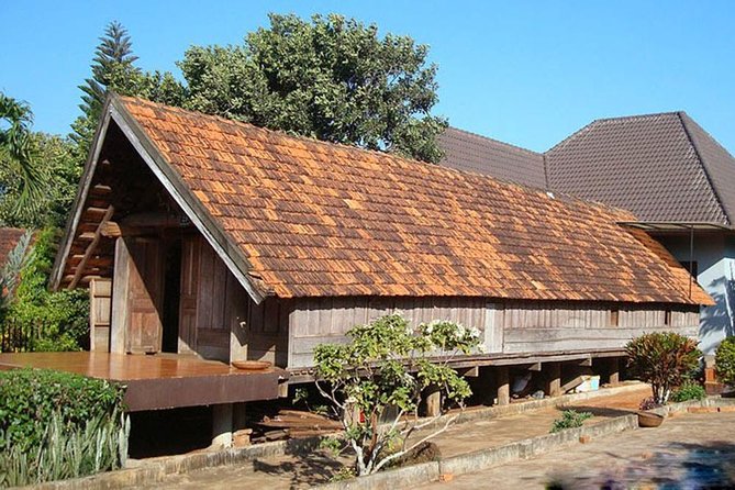 City Tour, Draysap Waterfalls and Ban Don Village Buon Ma Thuot - Daklak - Exploring Draysap Waterfalls