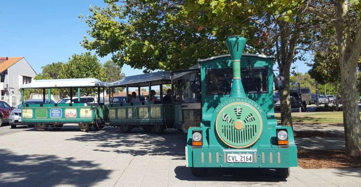 City Tour Hop-On Hop-Off All-Day - Tour Experience