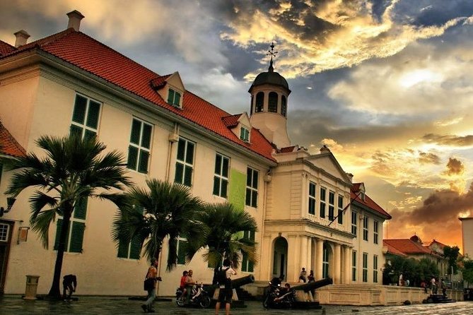 City Tour Jakarta - Highlights of Jakarta Tour