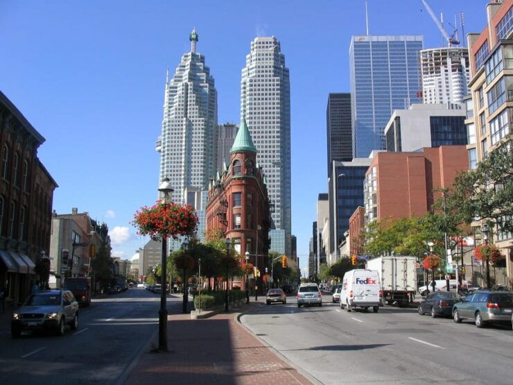 City Tour of Toronto With Spanish Speaking Guide - Pickup Locations