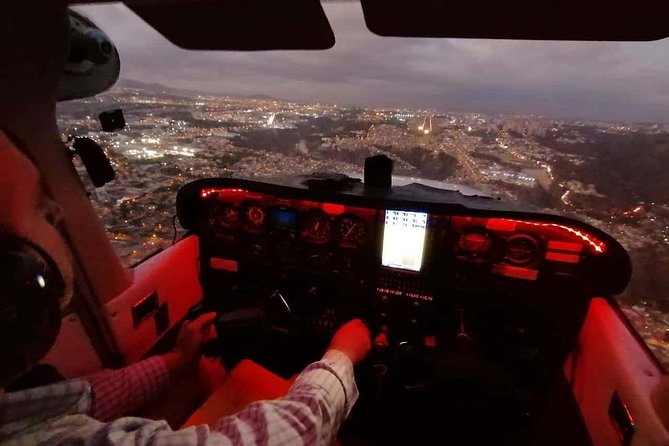 City Tour - Test Fly by Escuela De Flight S.A - Start Time and Schedule