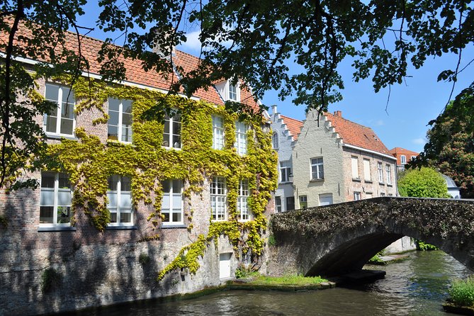City Tour Through Historic Bruges - Pricing and Booking