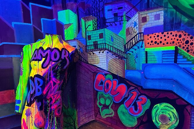 City Tour Through Medellin and Graffitour Through Comuna 13 - Inclusions