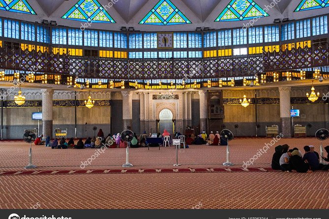 City Tour With Batu Cave and Fireflies Tour - Booking Information