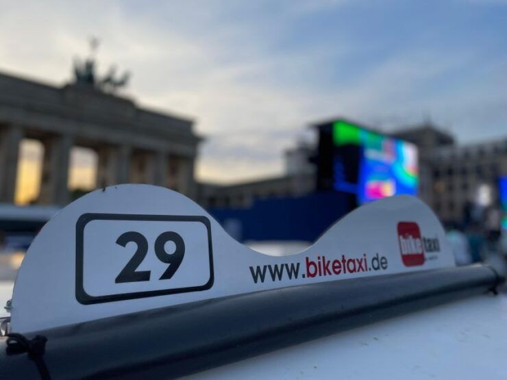 City Tour - With the Rickshaw Through Berlin - Duration and Availability