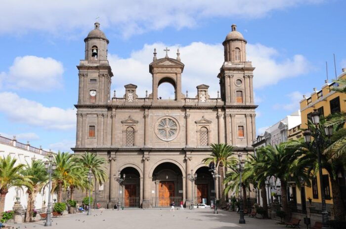 City Treasures Unveiled: 3.5-Hour Las Palmas Cab & Walking - Optional Museum Visits and Leisure Time