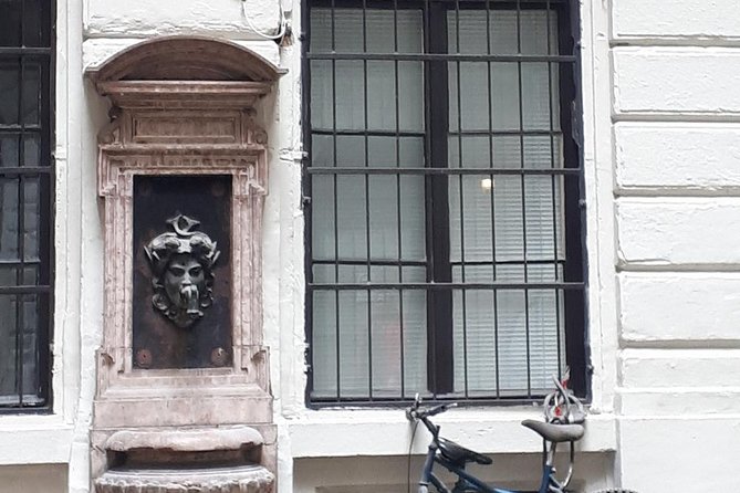 City Walk in Budapest With Legends - End Point