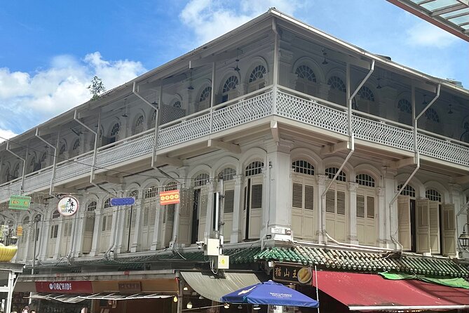 CityWalk With A Local - Uncovering Hidden Gems