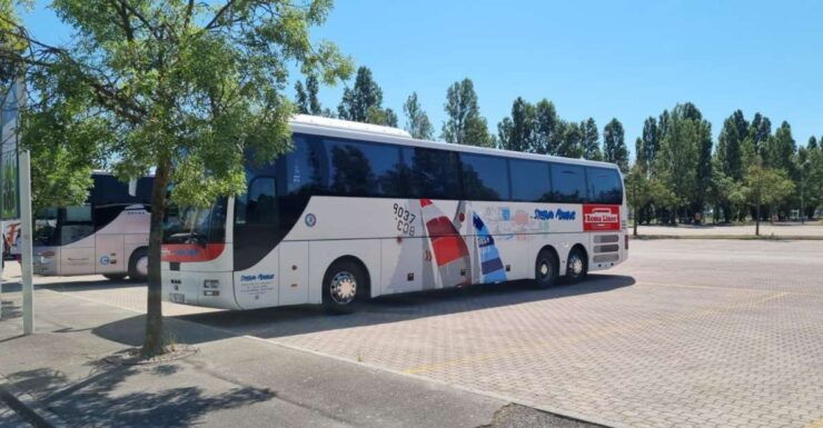 Civitanova Marche: BUS Transfer To/From Rome - Onboard Amenities