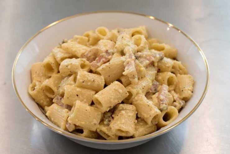 Civitavecchia: Market Tour and Meal at a Locals Home - Good To Know