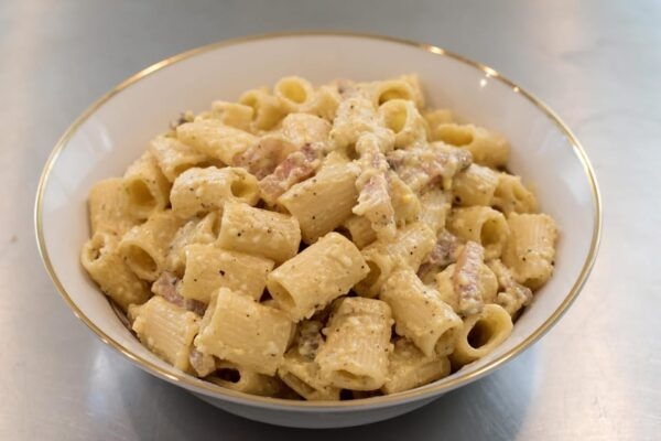 Civitavecchia: Market Tour and Meal at a Locals Home - Booking Information