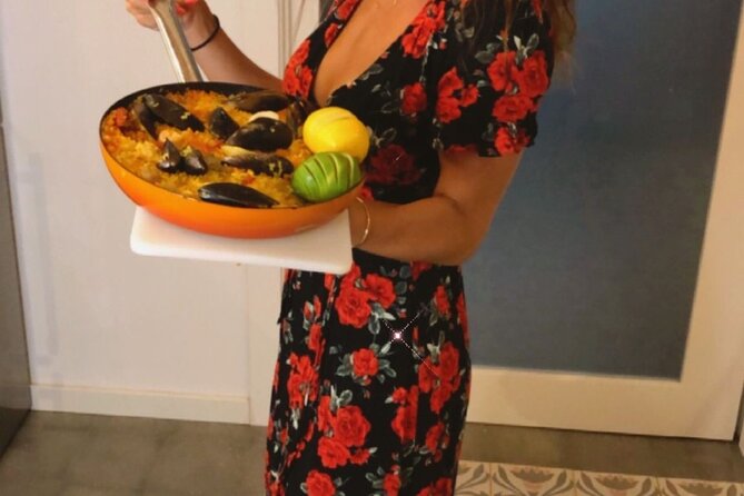 Clase De Cocina De Fusión Española En Barcelona - Cancellation Policy and Reviews