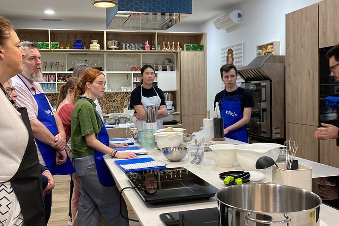 Clase De Cocina De La Tortilla Española - Traditional Ingredients for Tortilla Española