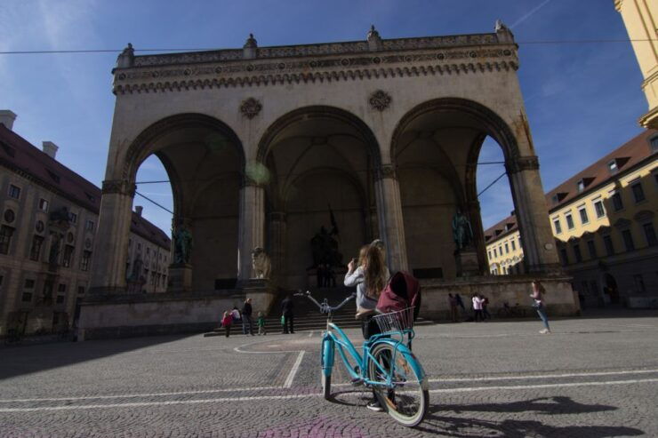 Classic 4-Hour Bike Tour of Munich - Tour Highlights