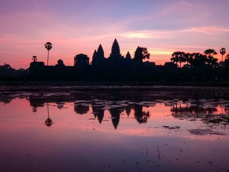Classic Angkor Wat Sunrise or Sunset Small Group or Private Tour - What the price does and does not cover