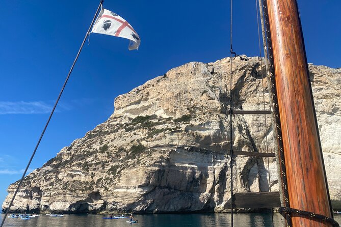 Classic Boat Tour of the Gulf of Cagliari - Tour Highlights