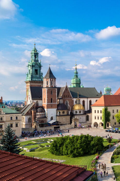 Classic Guided Walking Tour in The Old Town of Krakow - Key Points