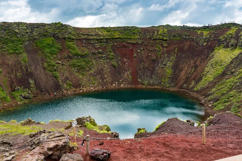 Classic Iceland Golden Circle Day Tour - Kerið Crater Lake National Park & Great Geysir Golden Falls (Chinese option available) - Kerið’s crater walls and coloured lake