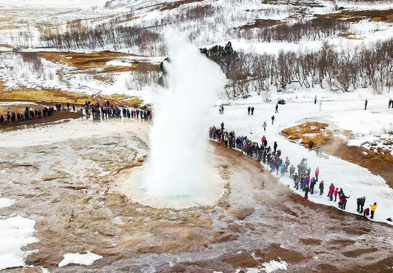 Classic Iceland Golden Circle Day Tour - Kerið Crater Lake National Park & Great Geysir Golden Falls (Chinese option available) - Who should book this Golden Circle day