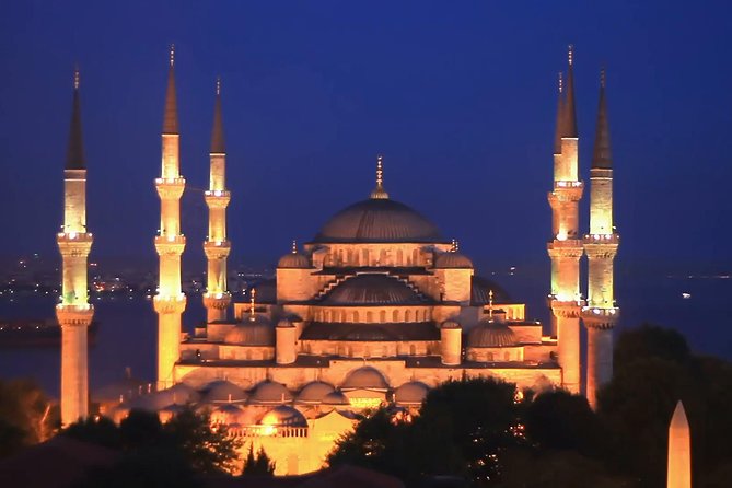 Classic Istanbul Tour Blue Mosque, Hippodrome, Hagia Sophia and Topkapi Palace - Common Questions