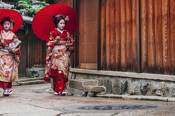 Classic Japan by Intrepid Travel - 11-Day Kyoto to Tokyo Tour - Hiroshima asks for time and attention