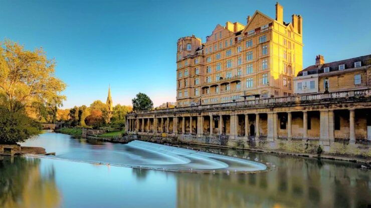 Classic London to Edinburgh Tour - 8 Days Tour - Meeting Point Details