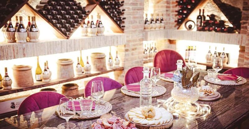 Classic: Lunch with Wine Tasting at Poggio ai Laghi Winery - FAQs