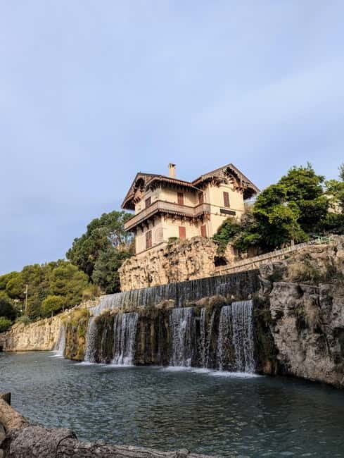 Classic Old Car for a Private Guided Tour of the Côte d'Azur - An In-Depth Look at the Experience
