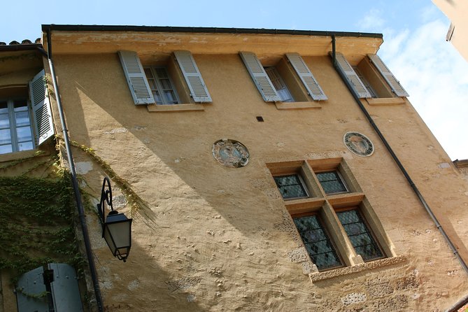 Classic Old Town Aix-En-Provence History, Kings, Culture - Half Day Private Tour - Kings and Royalty