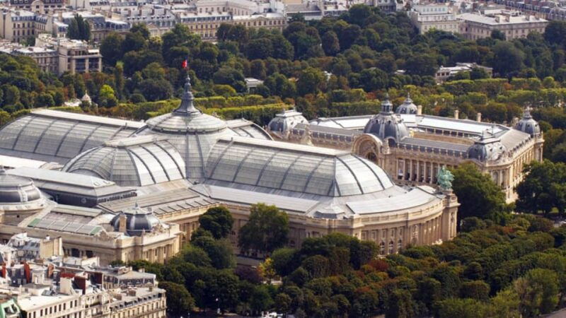 Classical and Monumental Paris Tour Along the Seine River - Good To Know